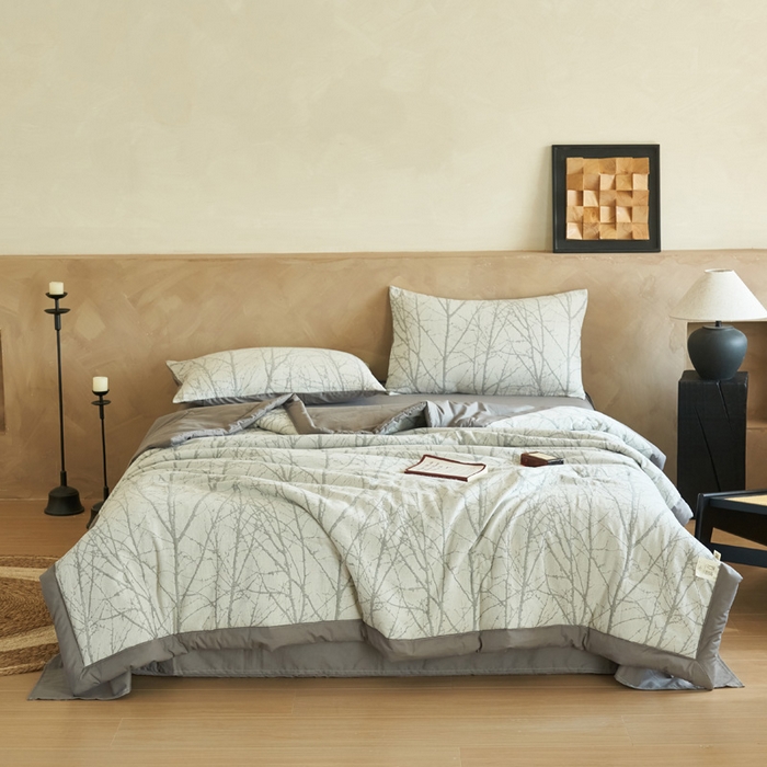 91家纺网 家纺一手货源 找家纺 晨曦家纺 2026春夏新款全棉纯棉水洗棉三层提花大豆夏被夏凉被空调被大豆夏被四件套 提花-树林灰