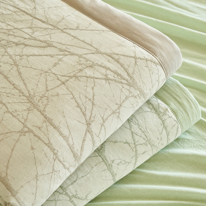 91家纺网 家纺一手货源 找家纺 晨曦家纺 2026春夏新款全棉纯棉水洗棉三层提花大豆夏被夏凉被空调被大豆夏被四件套 组合图仅供展示不可下单