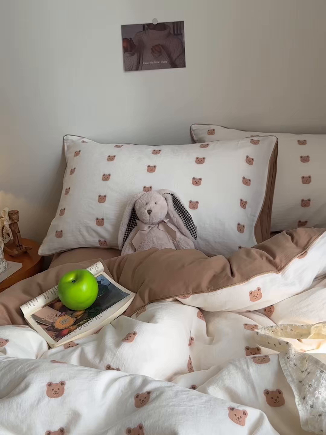 91家纺网 家纺一手货源 找家纺 艾咪-Amy ntmy 2026新款嵌条边全棉纯棉色织小提花四件套 嵌条款-小熊