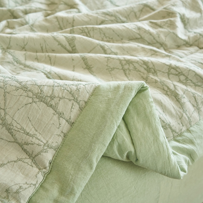 91家纺网 家纺一手货源 找家纺 晨曦家纺 2026春夏新款全棉纯棉水洗棉三层提花大豆夏被夏凉被空调被大豆夏被四件套 提花-树林绿