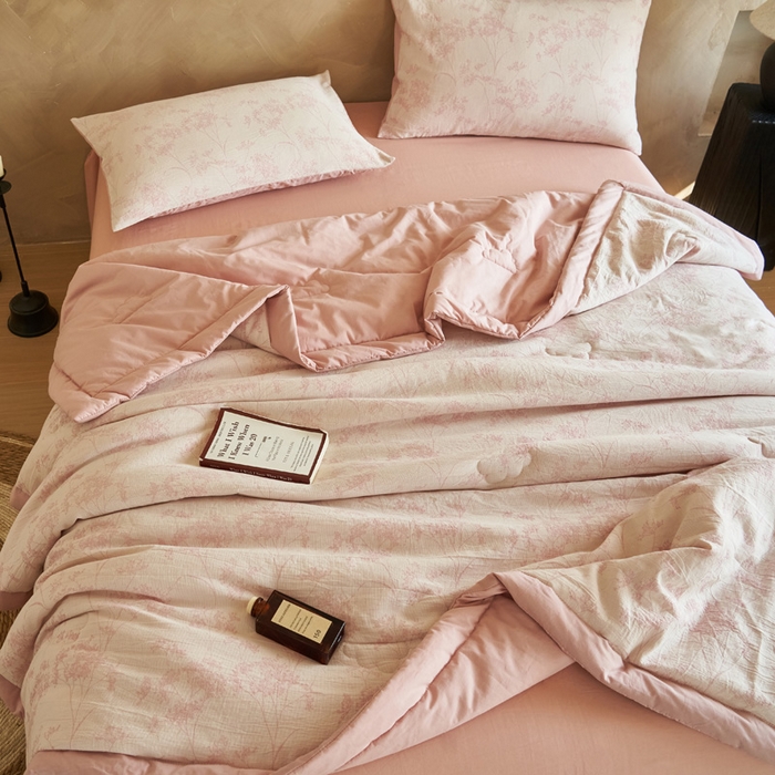 91家纺网 家纺一手货源 找家纺 晨曦家纺 2026春夏新款全棉纯棉水洗棉三层提花大豆夏被夏凉被空调被大豆夏被四件套 提花-枝繁豆沙