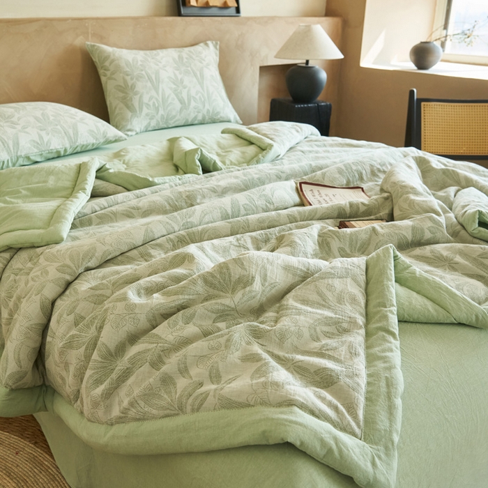 91家纺网 家纺一手货源 找家纺 晨曦家纺 2026春夏新款全棉纯棉水洗棉三层提花大豆夏被夏凉被空调被大豆夏被四件套 提花-叶韵绿