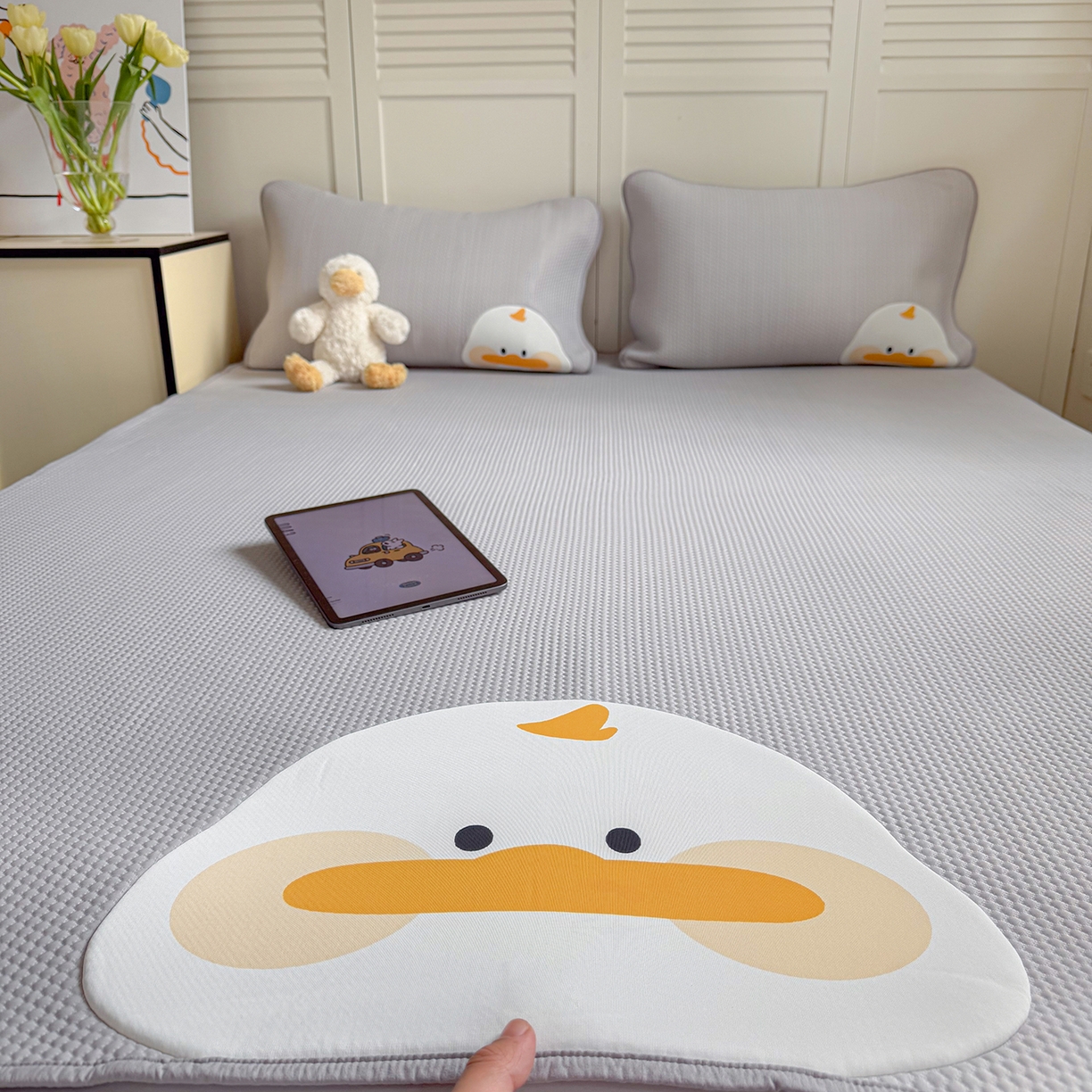 91家纺网 家纺一手货源 找家纺 （总）Sweet dreams甜梦 2026新款A类锦氨异性贴布高端豆豆凉席-场景2