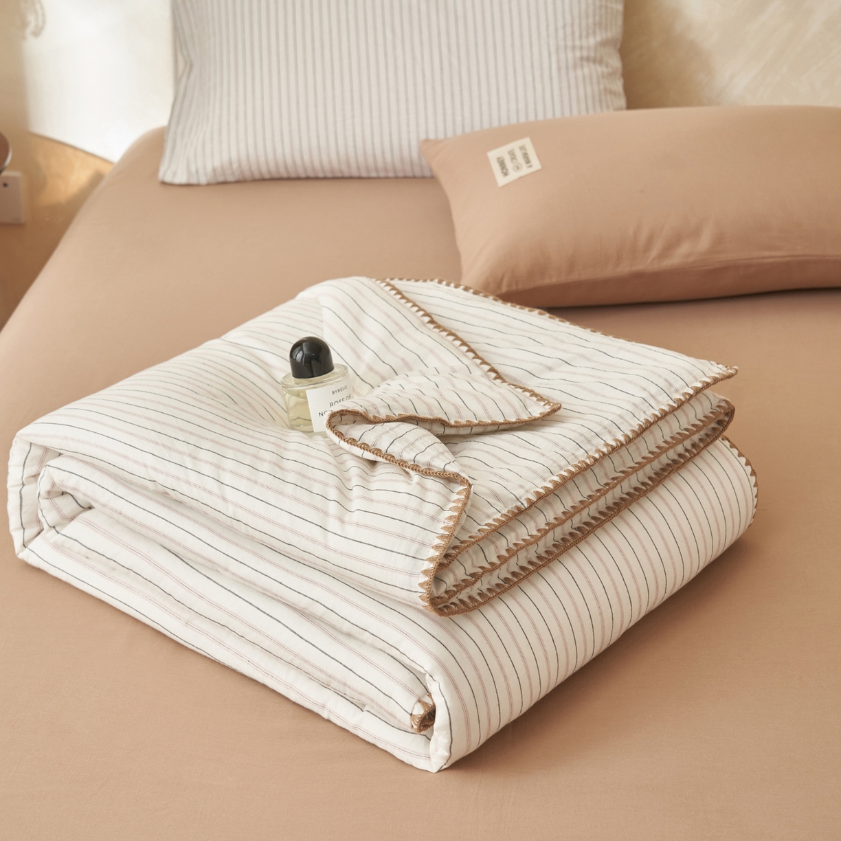 91家纺网 家纺一手货源 找家纺 （总）晨曦家纺 2026新款INS博主风A类全棉色织水洗棉格子夏凉被棉花被夏被空调被四件套