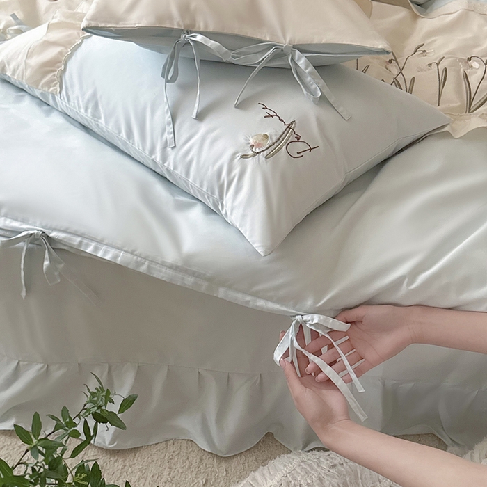 91家纺网 家纺一手货源 找家纺 艾唯希家纺 2026新款全棉纯棉公主风花边刺绣工艺四件套纯棉-安娜公主系列 安娜公主-蓝