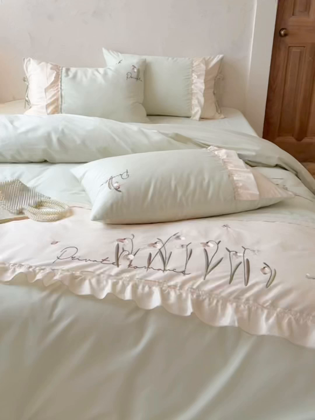 91家纺网 家纺一手货源 找家纺 艾唯希家纺 2026新款全棉纯棉公主风花边刺绣工艺四件套纯棉-安娜公主系列 安娜公主-绿