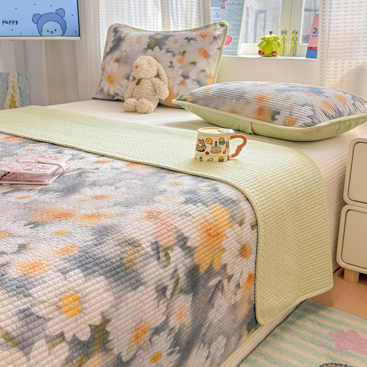 91家纺网 家纺一手货源 找家纺 雅萱家纺 2026新款双面全棉砂洗印花床盖三件套 墨染秋菊