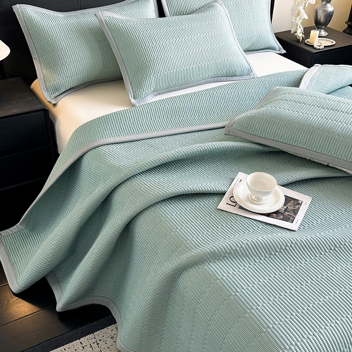 91家纺网 家纺一手货源 找家纺 （总）卡罗兰 2026新款碳光冰丝凉席双面可用冰丝凉席床盖单件  三件套