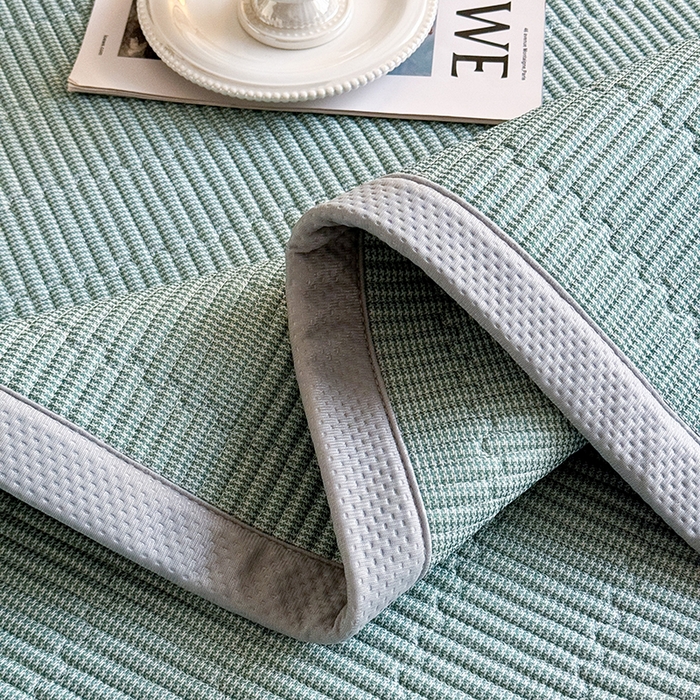 91家纺网 家纺一手货源 找家纺 （总）卡罗兰 2026新款碳光冰丝凉席双面可用冰丝凉席床盖单件  三件套