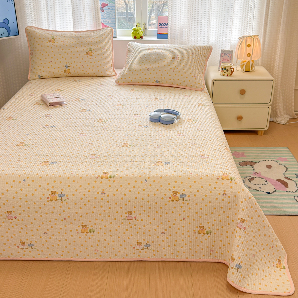 91家纺网 家纺一手货源 找家纺 雅萱家纺 2026新款双面全棉砂洗印花床盖三件套 甜桔