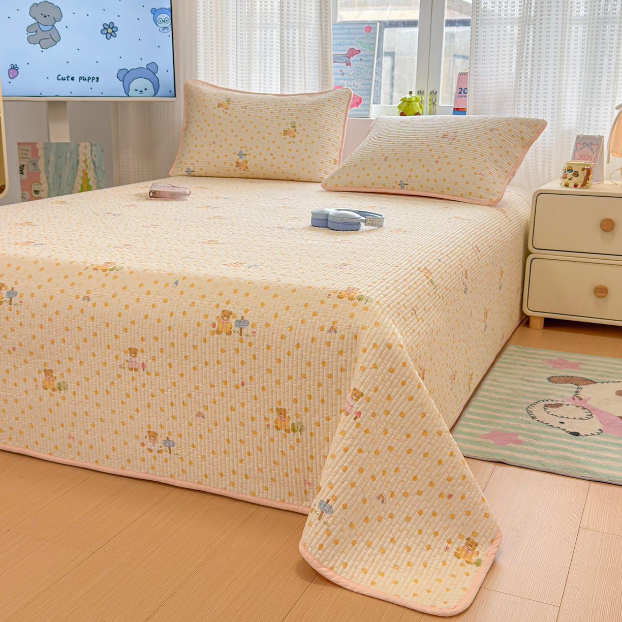 91家纺网 家纺一手货源 找家纺 雅萱家纺 2026新款双面全棉砂洗印花床盖三件套 甜桔