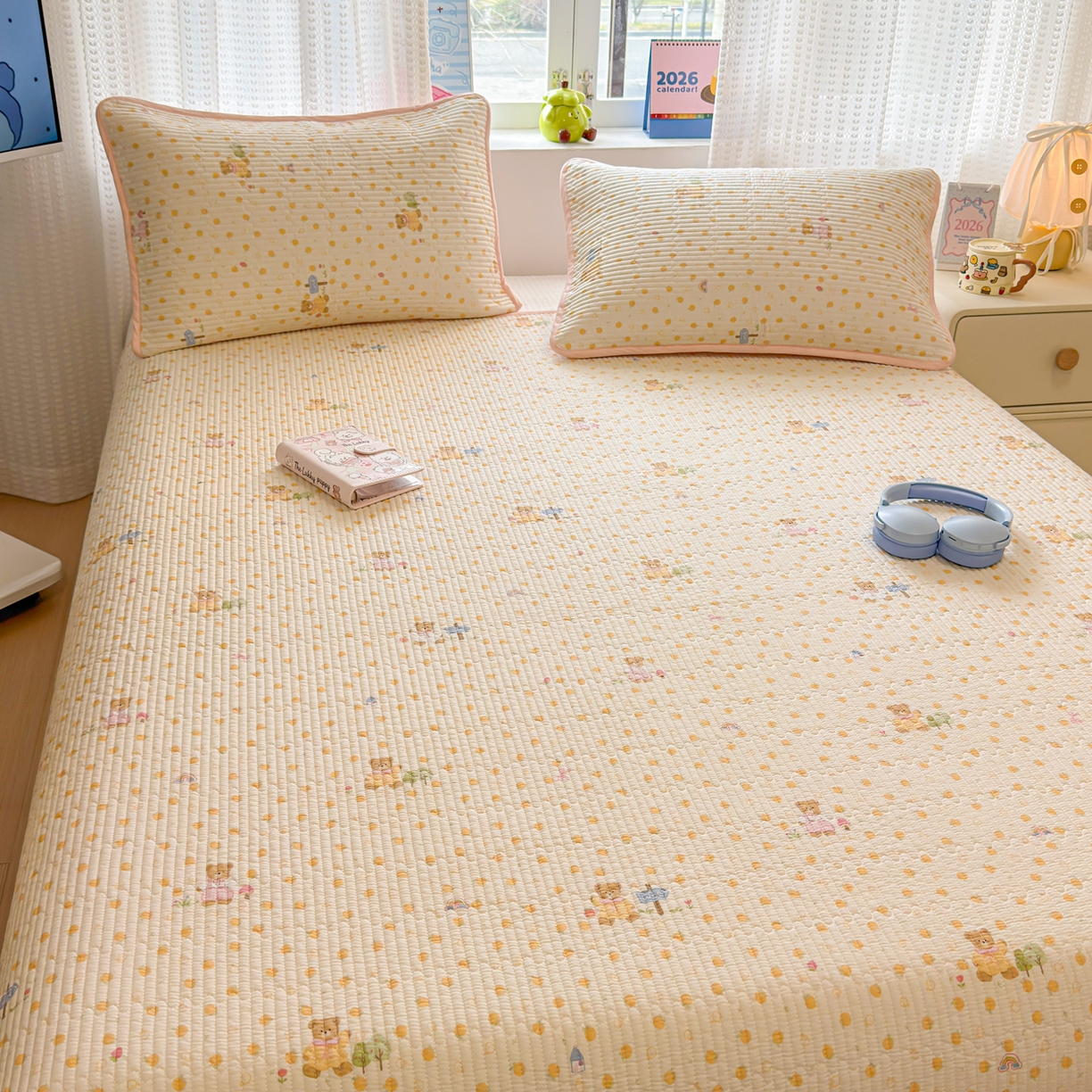 91家纺网 家纺一手货源 找家纺 雅萱家纺 2026新款双面全棉砂洗印花床盖三件套 甜桔