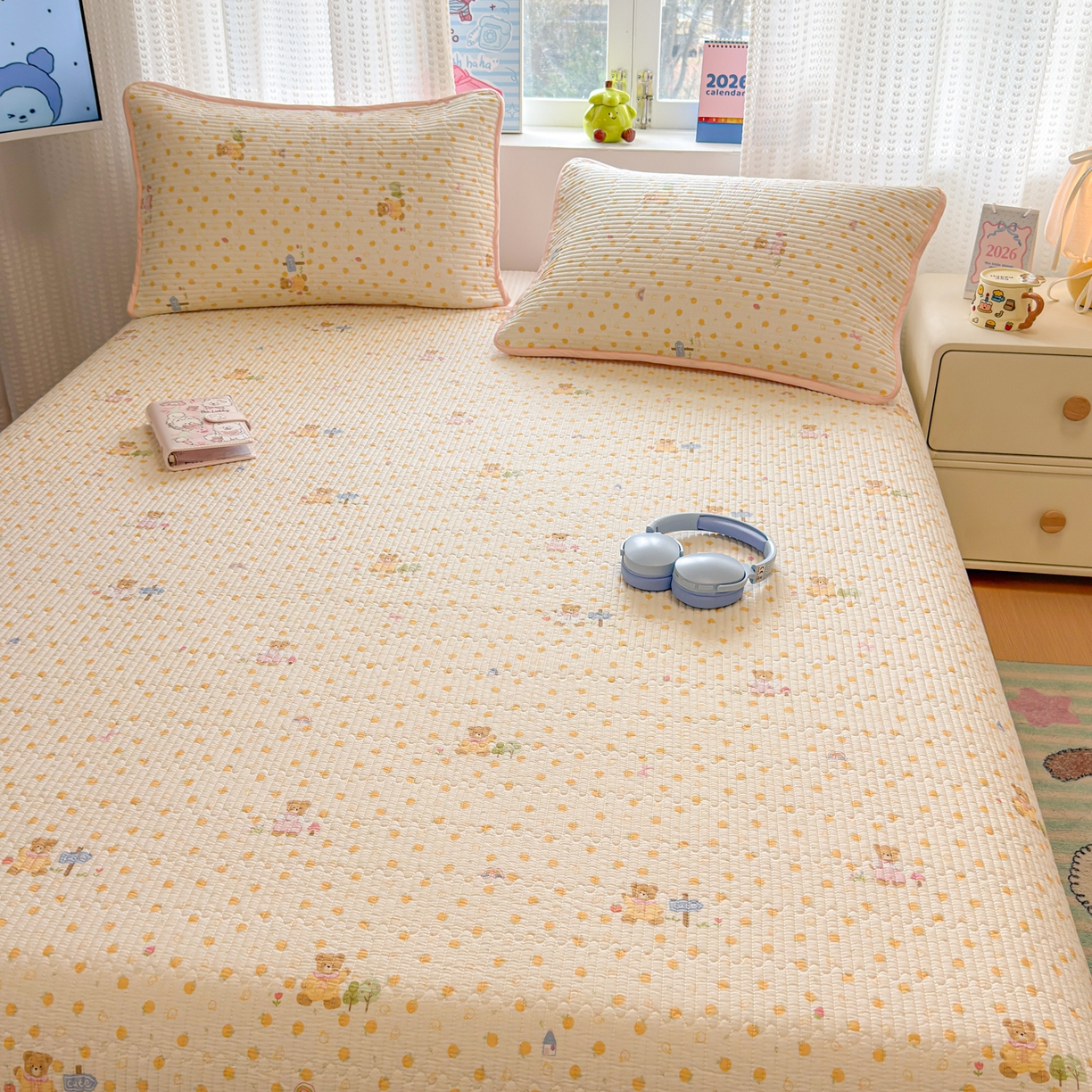 91家纺网 家纺一手货源 找家纺 雅萱家纺 2026新款双面全棉砂洗印花床盖三件套 甜桔