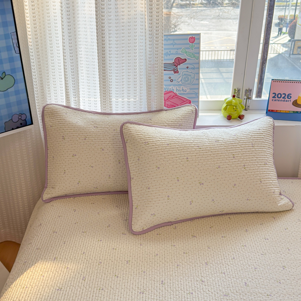 91家纺网 家纺一手货源 找家纺 雅萱家纺 2026新款双面全棉砂洗印花床盖三件套 紫色小花