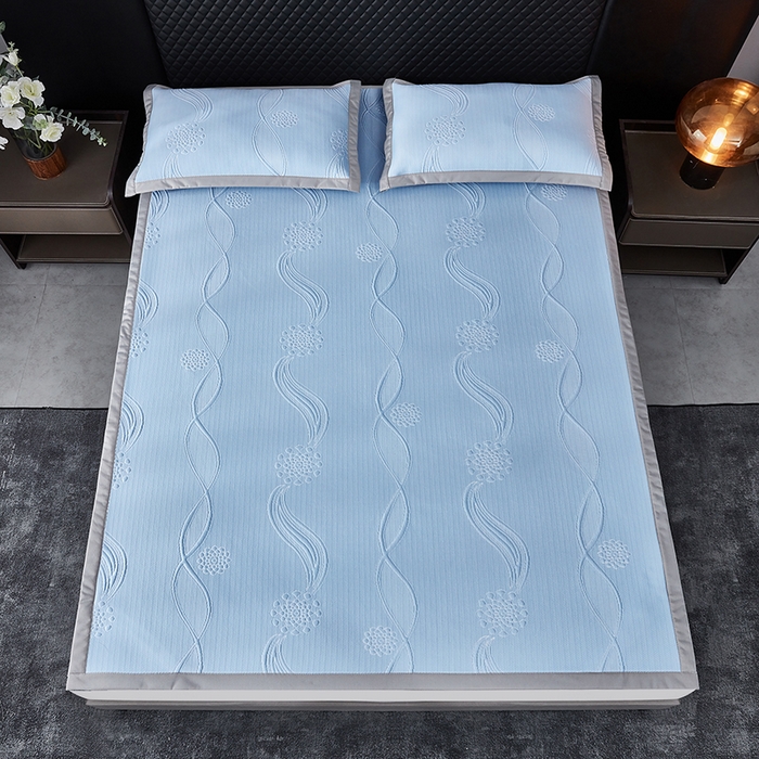 91家纺网 家纺一手货源 找家纺 库里梦家纺 2026新款轻奢高克重复合PE高分子凉席床笠三件套-芳菲 芳菲-蓝色床席款