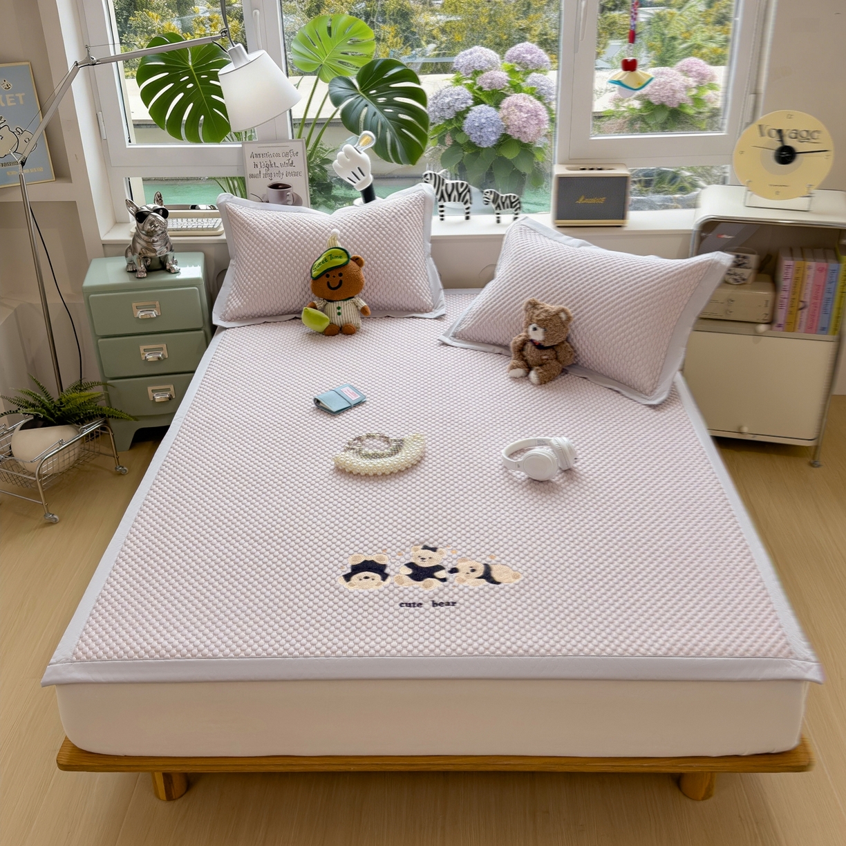 91家纺网 家纺一手货源 找家纺 孩子王家纺 2026新款A类卡通3D冰豆豆凉席三件套凉感值过0.21夏天刺绣冰丝席可机洗儿童 冰晶紫-床席款