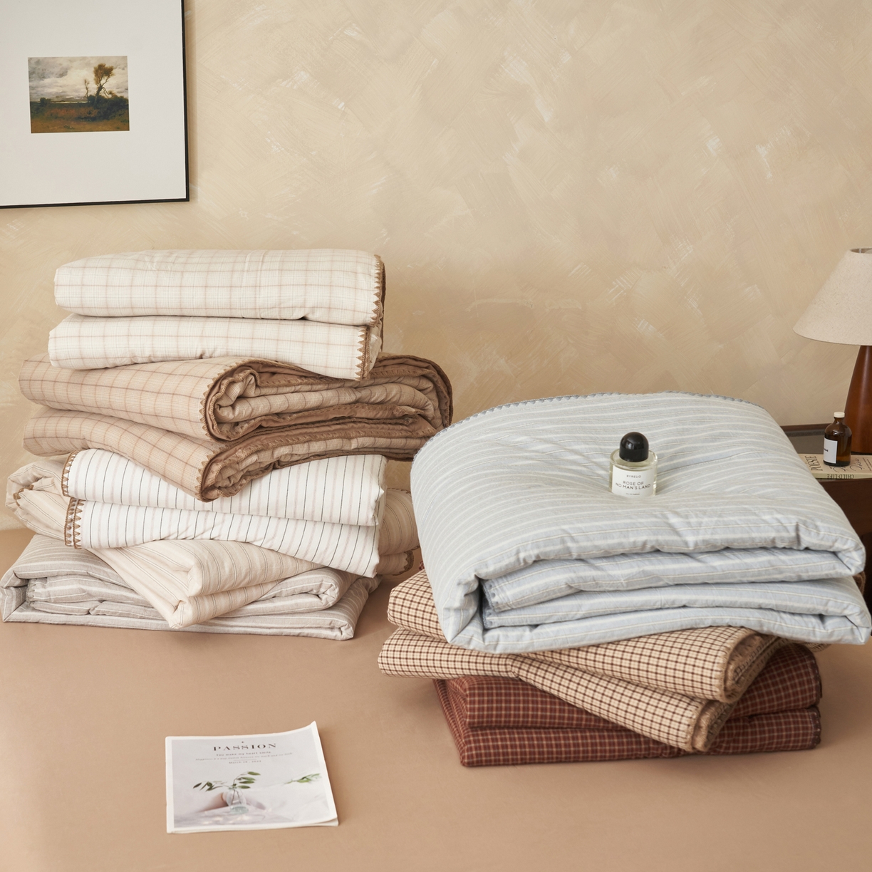 91家纺网 家纺一手货源 找家纺 晨曦家纺 2026新款INS博主风A类全棉色织水洗棉格子夏凉被棉花被夏被空调被四件套 组合图仅供展示不可下单