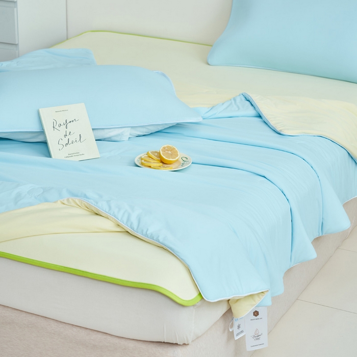 91家纺网 家纺一手货源 找家纺 晨曦家纺 2026新款凉感丝清凉大豆夏被夏凉被空调被凉席四件套-熊猫冻冻被 冻冻被-天蓝拼奶黄