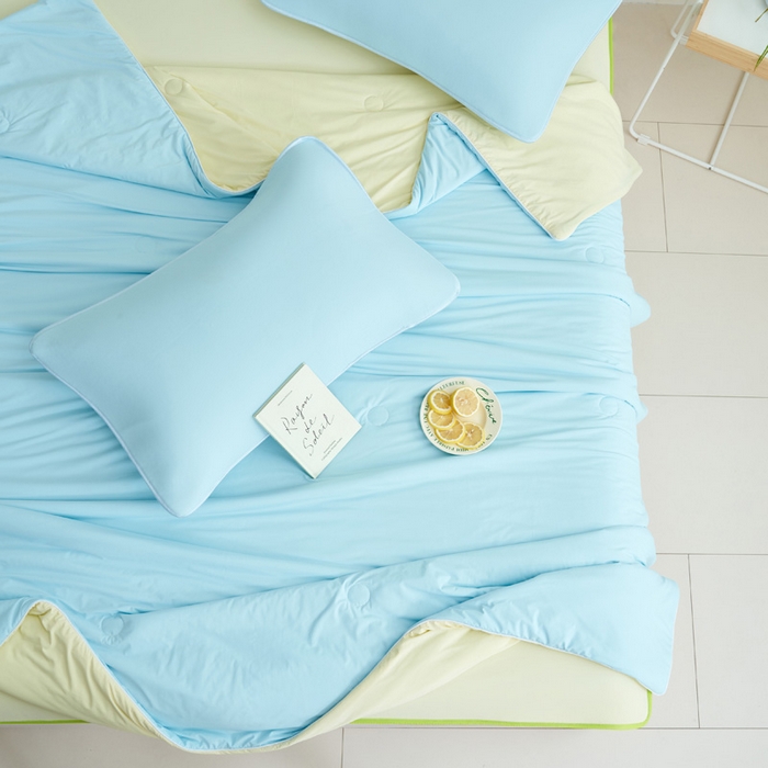 91家纺网 家纺一手货源 找家纺 晨曦家纺 2026新款凉感丝清凉大豆夏被夏凉被空调被凉席四件套-熊猫冻冻被 冻冻被-天蓝拼奶黄