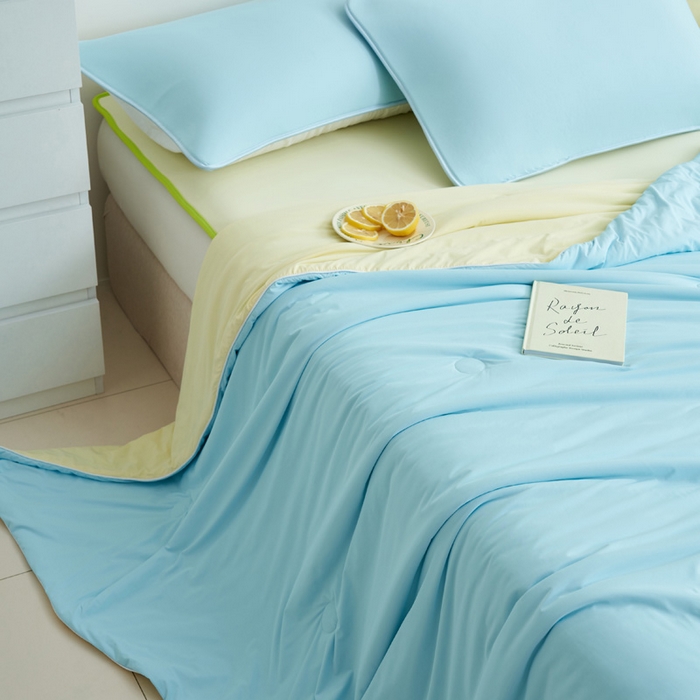 91家纺网 家纺一手货源 找家纺 晨曦家纺 2026新款凉感丝清凉大豆夏被夏凉被空调被凉席四件套-熊猫冻冻被 冻冻被-天蓝拼奶黄