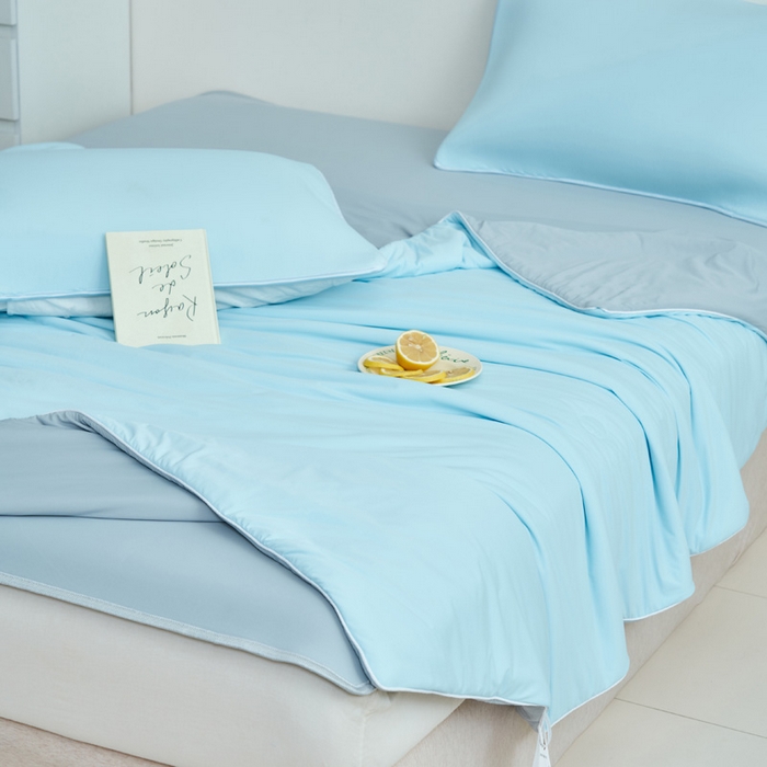 91家纺网 家纺一手货源 找家纺 晨曦家纺 2026新款凉感丝清凉大豆夏被夏凉被空调被凉席四件套-熊猫冻冻被 冻冻被-雾蓝灰