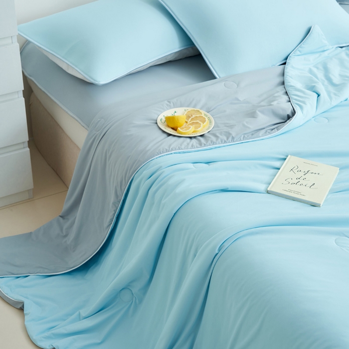 91家纺网 家纺一手货源 找家纺 晨曦家纺 2026新款凉感丝清凉大豆夏被夏凉被空调被凉席四件套-熊猫冻冻被 冻冻被-雾蓝灰