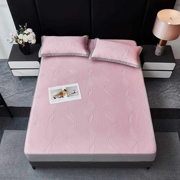 91家纺网 家纺一手货源 找家纺 库里梦家纺 2026新款轻奢高克重复合PE高分子凉席床笠三件套-芳菲 芳菲-粉色床笠款