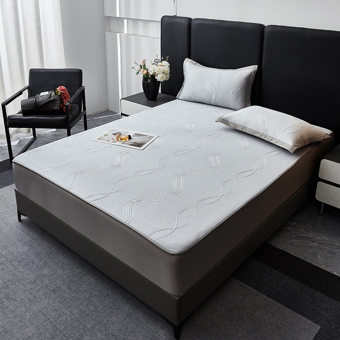 91家纺网 家纺一手货源 找家纺 库里梦家纺 2026新款轻奢高克重复合PE高分子凉席床笠三件套-芳菲 芳菲-灰色床笠款