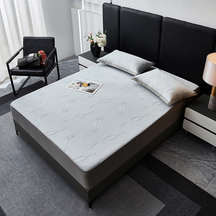 91家纺网 家纺一手货源 找家纺 库里梦家纺 2026新款轻奢高克重复合PE高分子凉席床笠三件套-芳菲 芳菲-灰色床笠款