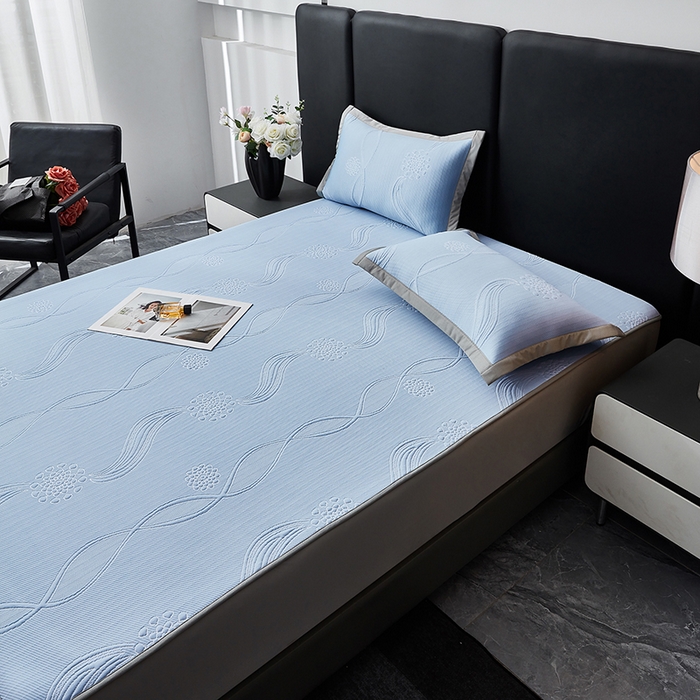 91家纺网 家纺一手货源 找家纺 库里梦家纺 2026新款轻奢高克重复合PE高分子凉席床笠三件套-芳菲 芳菲-蓝色床笠款