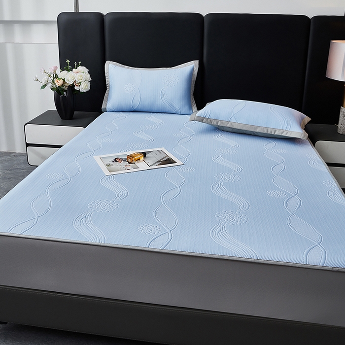 91家纺网 家纺一手货源 找家纺 库里梦家纺 2026新款轻奢高克重复合PE高分子凉席床笠三件套-芳菲 芳菲-蓝色床笠款