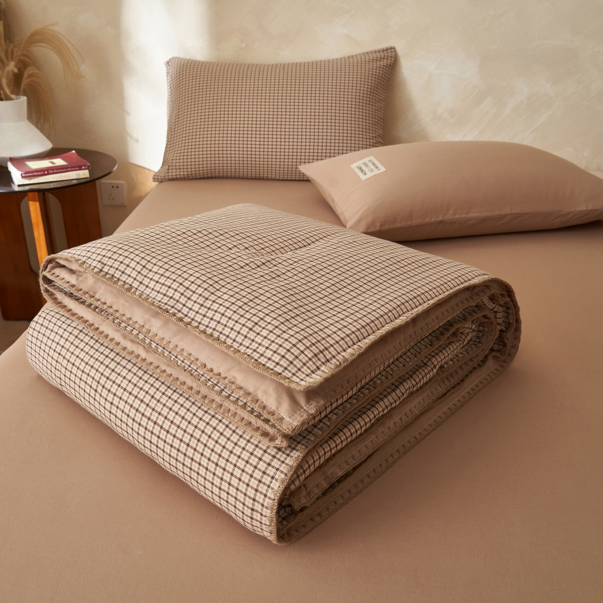 91家纺网 家纺一手货源 找家纺 晨曦家纺 2026新款INS博主风A类全棉色织水洗棉格子夏凉被棉花被夏被空调被四件套 向往-咖格