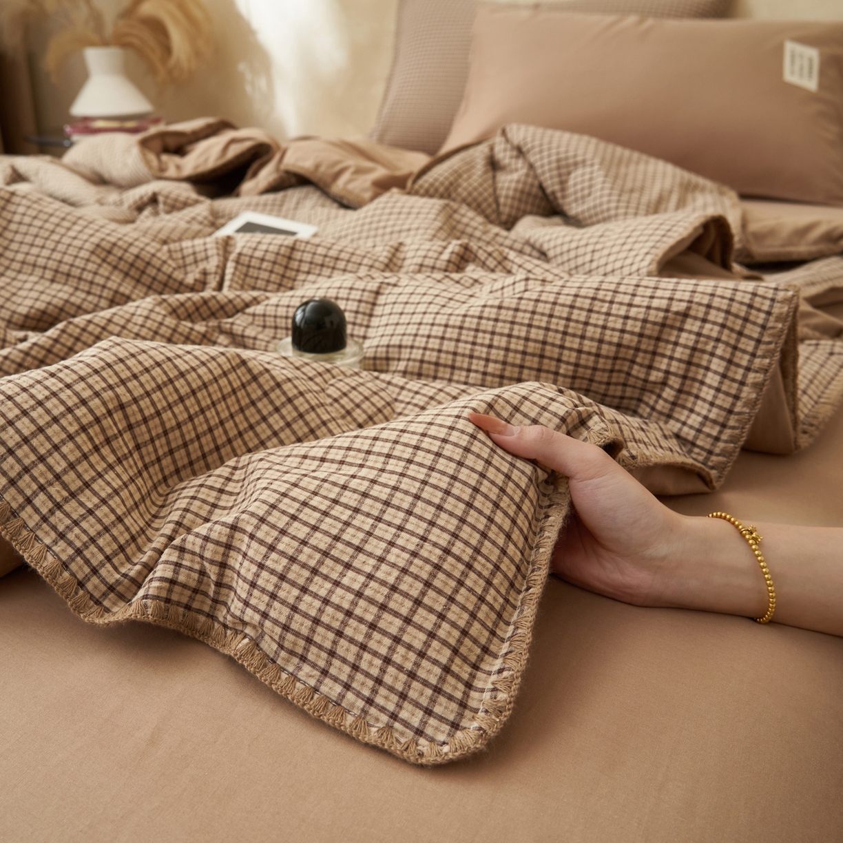 91家纺网 家纺一手货源 找家纺 晨曦家纺 2026新款INS博主风A类全棉色织水洗棉格子夏凉被棉花被夏被空调被四件套 向往-咖格