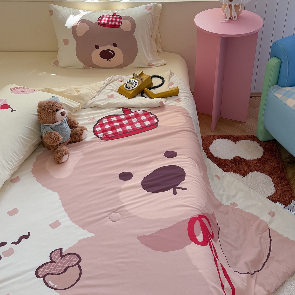 91家纺网 家纺一手货源 找家纺 TT.one 塔塔家居 2026新款A类凉感大版数码印花夏被夏凉被空调被四件套 栗子小熊