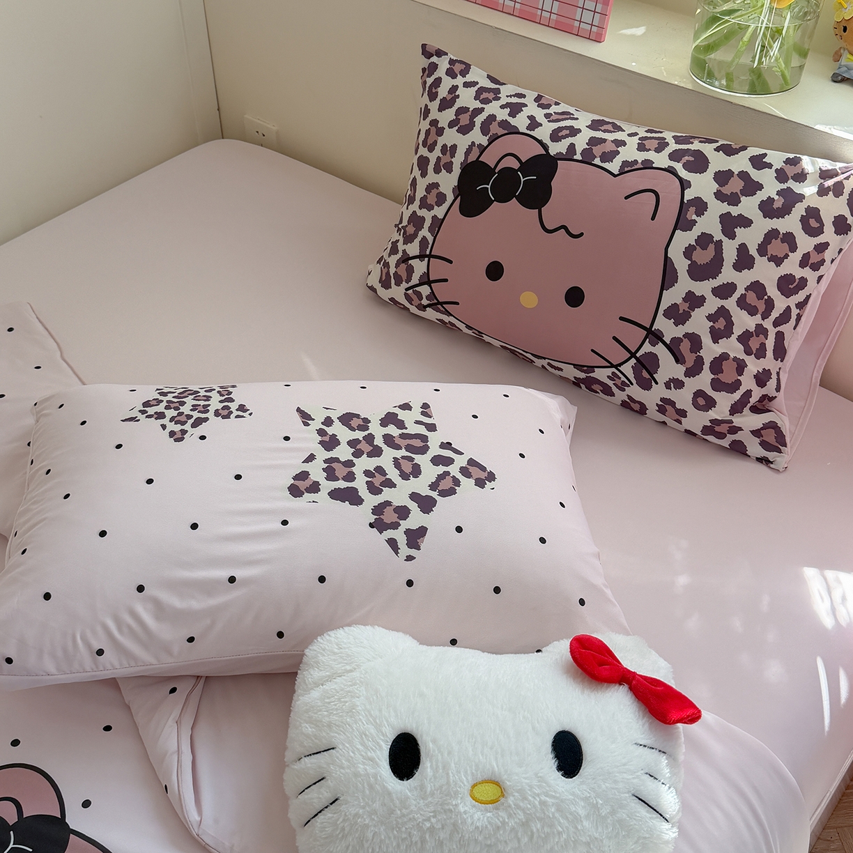 91家纺网 家纺一手货源 找家纺 TT.one 塔塔家居 2026新款A类凉感大版数码印花夏被夏凉被空调被四件套 珍珠猫