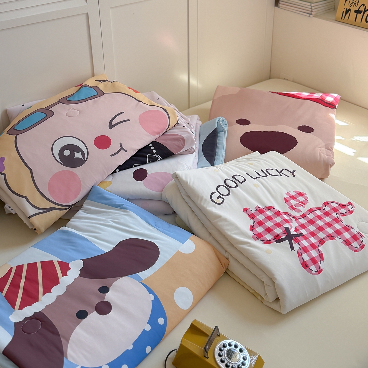 91家纺网 家纺一手货源 找家纺 TT.one 塔塔家居 2026新款A类凉感大版数码印花夏被夏凉被空调被四件套 组合图仅供展示不可下单