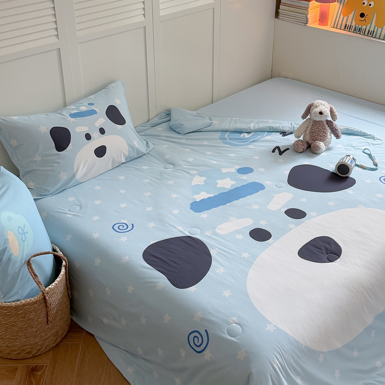 91家纺网 家纺一手货源 找家纺 TT.one 塔塔家居 2026新款A类凉感大版数码印花夏被夏凉被空调被四件套 卷卷狗