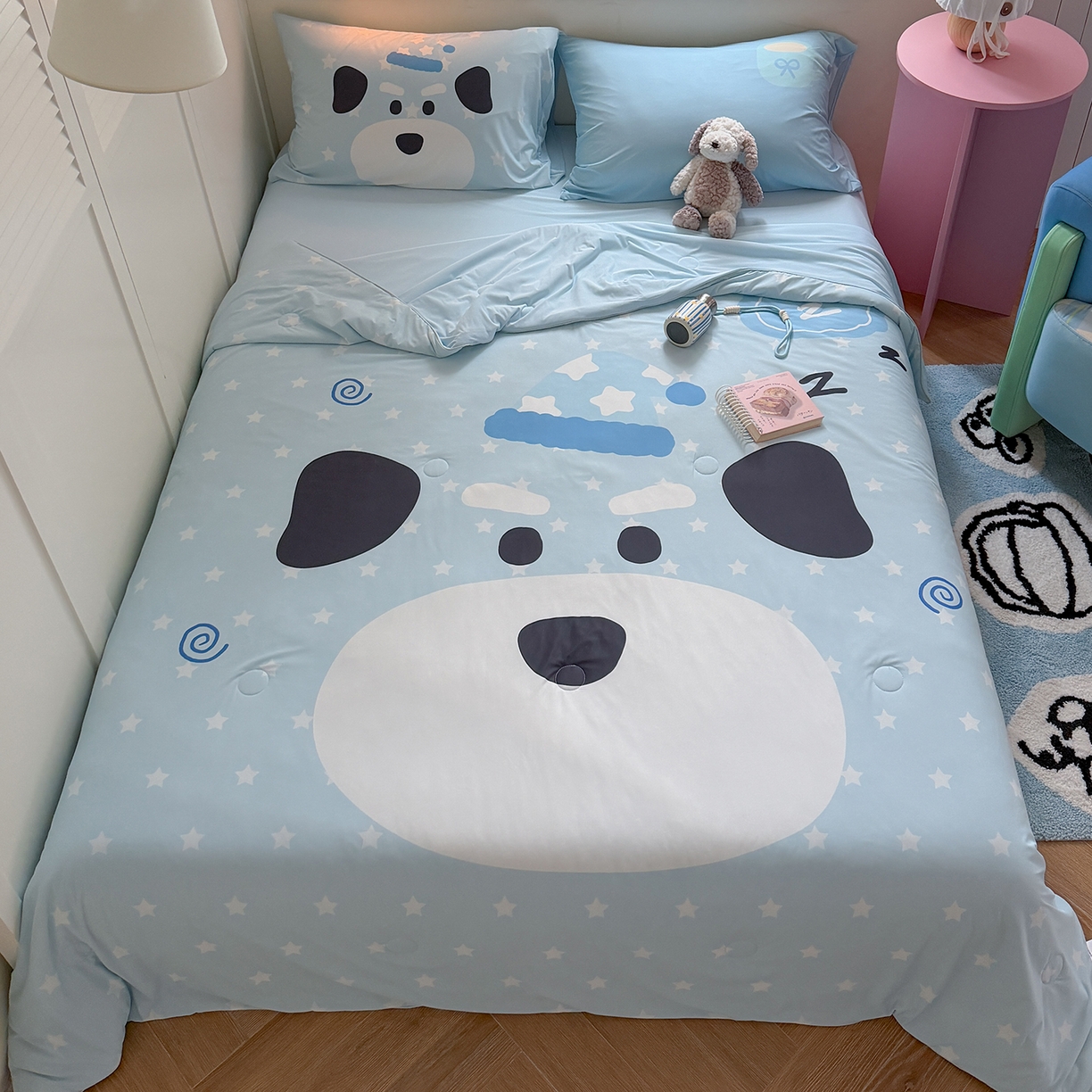 91家纺网 家纺一手货源 找家纺 TT.one 塔塔家居 2026新款A类凉感大版数码印花夏被夏凉被空调被四件套 卷卷狗