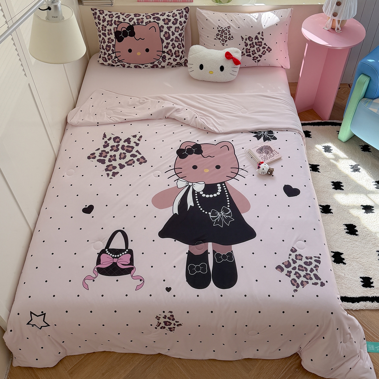 91家纺网 家纺一手货源 找家纺 TT.one 塔塔家居 2026新款A类凉感大版数码印花夏被夏凉被空调被四件套 珍珠猫