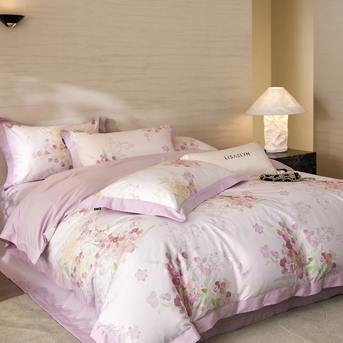 91家纺网 家纺一手货源 找家纺 （总）薏思家纺 2026年13376新疆铂金棉飞边工艺印花四件套