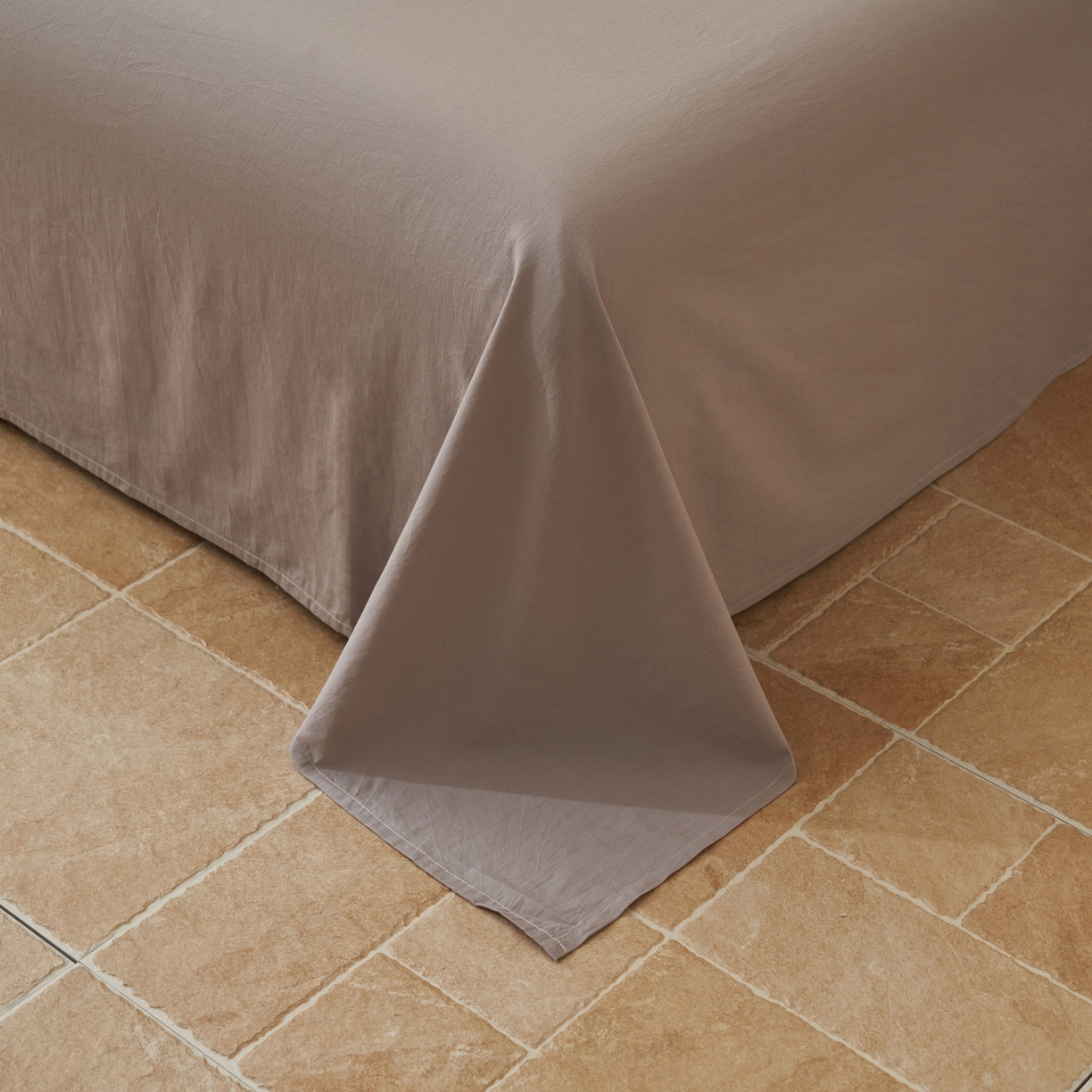 91家纺网 家纺一手货源 找家纺 晨曦家纺 2026新款INS博主风A类全棉色织水洗棉格子夏凉被棉花被夏被空调被四件套 知夏-浅咖条纹