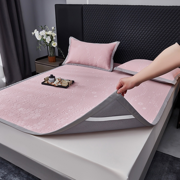 91家纺网 家纺一手货源 找家纺 库里梦家纺 2026新款轻奢高克重复合PE高分子凉席床笠三件套-简卉 简卉-粉色床席款