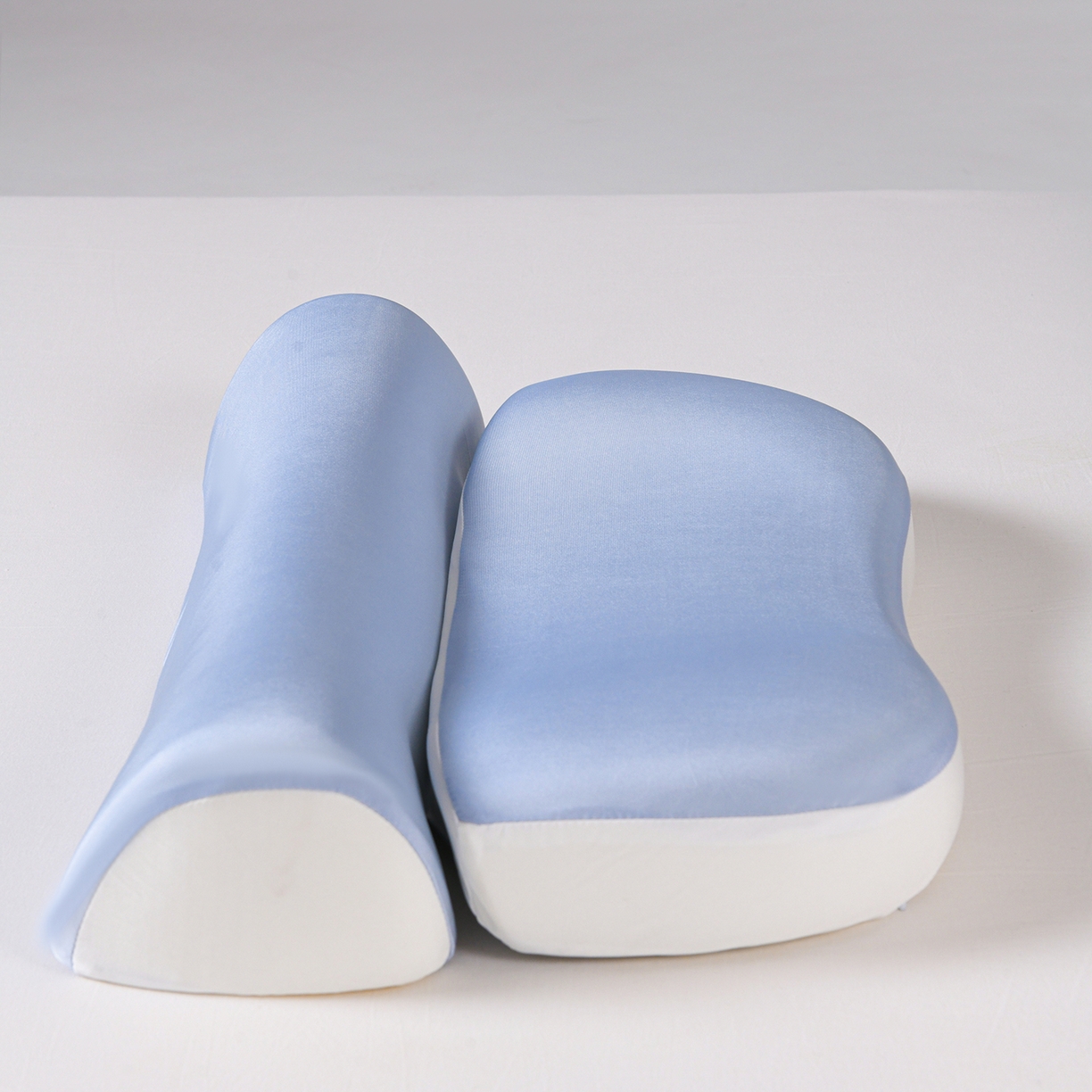 91家纺网 家纺一手货源 找家纺 优芯选 2026新款零压助眠深睡牵引枕二合一组合款记忆棉枕枕头枕芯 蓝色 半圆20*45*7圆柱15*50*11/只