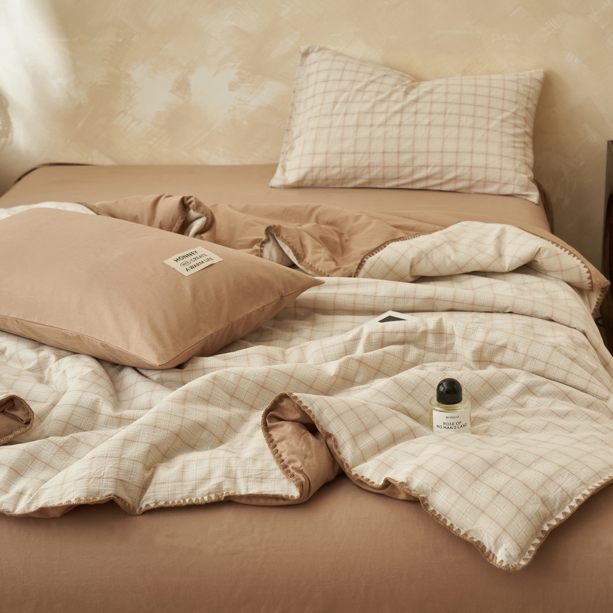 91家纺网 家纺一手货源 找家纺 晨曦家纺 2026新款INS博主风A类全棉色织水洗棉格子夏凉被棉花被夏被空调被四件套 追觅-浅格