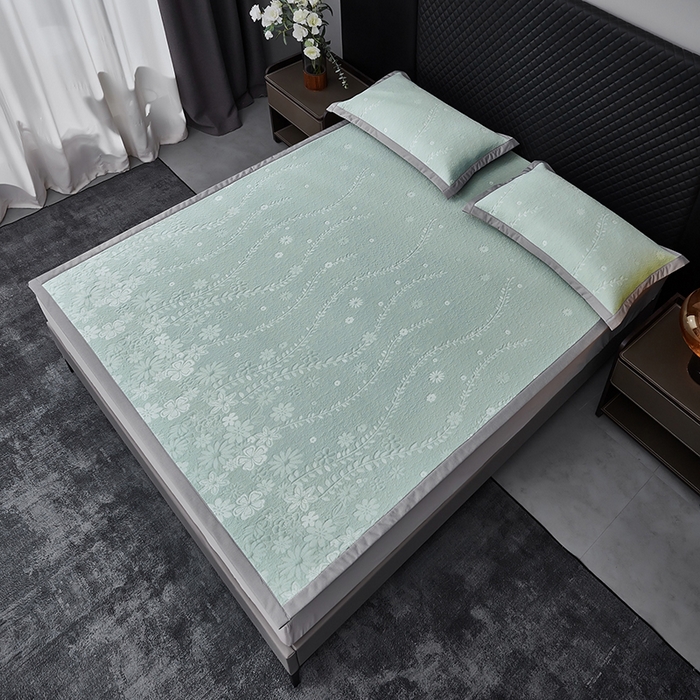 91家纺网 家纺一手货源 找家纺 库里梦家纺 2026新款轻奢高克重复合PE高分子凉席床笠三件套-简卉 简卉-绿色床席款