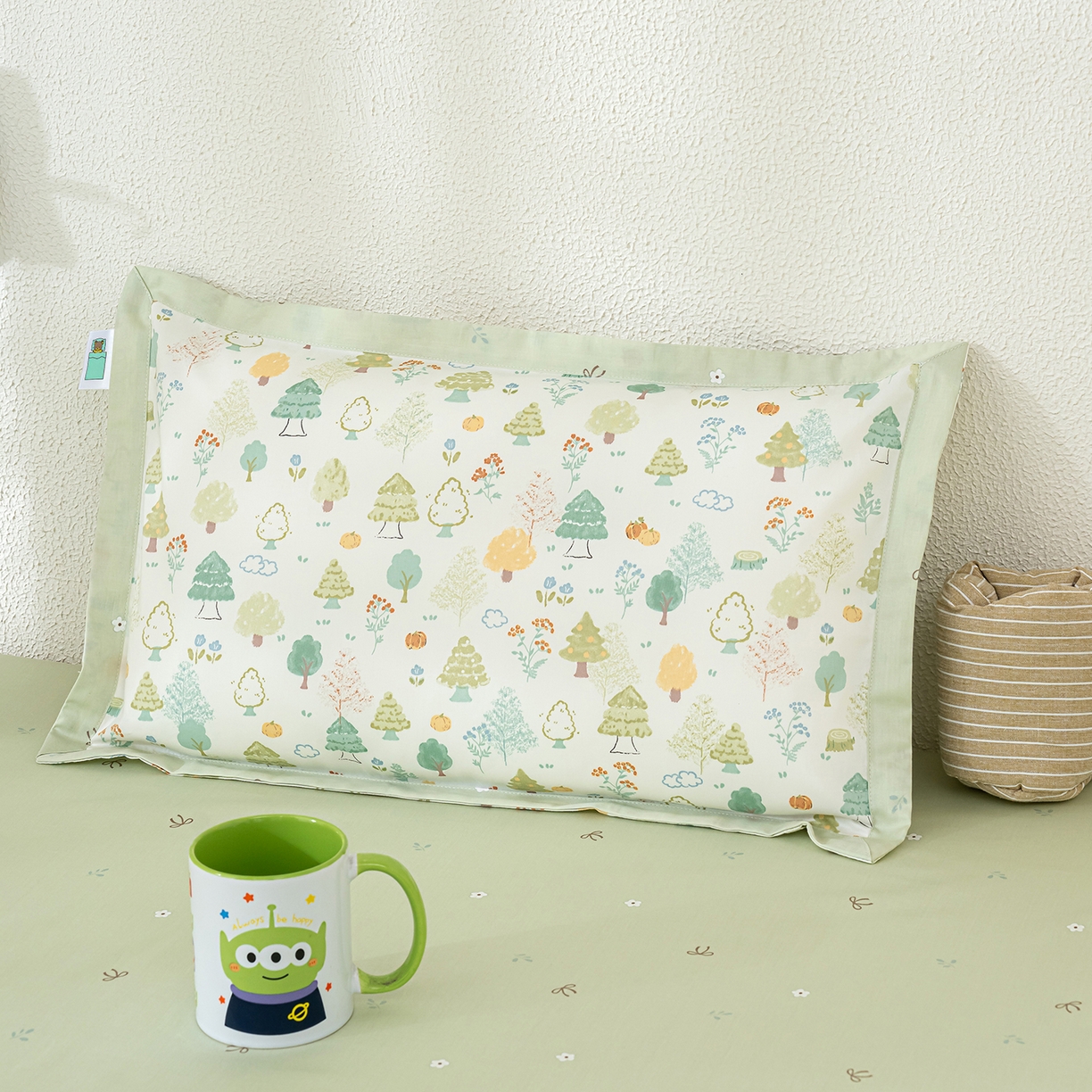 91家纺网 家纺一手货源 找家纺 良佐生活 2026新款A类60S全棉贡缎长绒棉学生三件套 6许愿森林