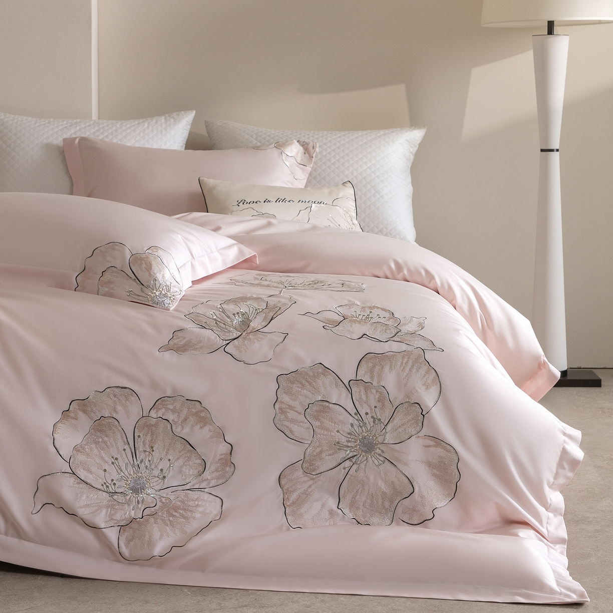 91家纺网 家纺一手货源 找家纺 （总）优悦生活馆 2026新款工艺款全棉新疆长绒棉刺绣四件套-朝露晨风