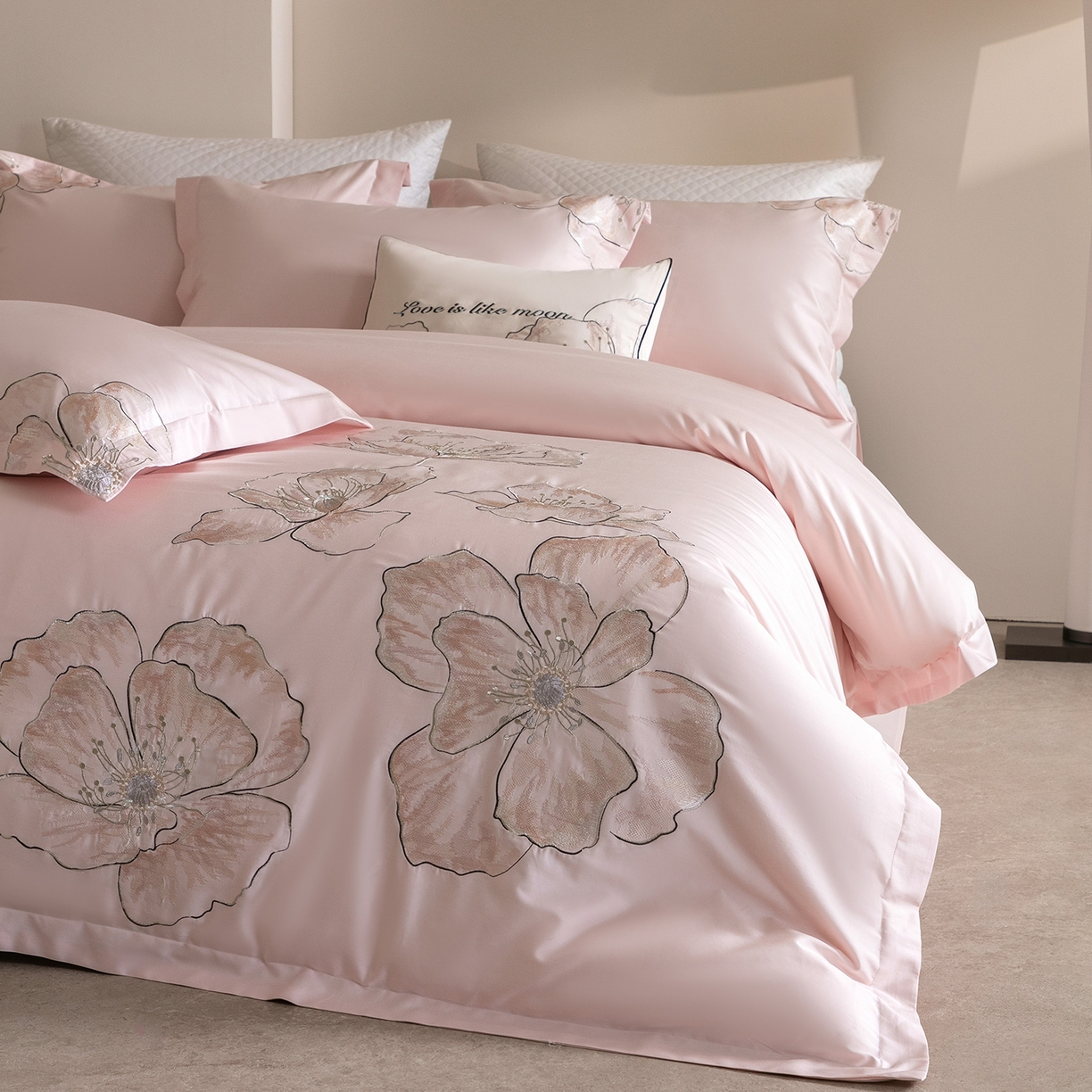 91家纺网 家纺一手货源 找家纺 （总）优悦生活馆 2026新款工艺款全棉新疆长绒棉刺绣四件套-朝露晨风