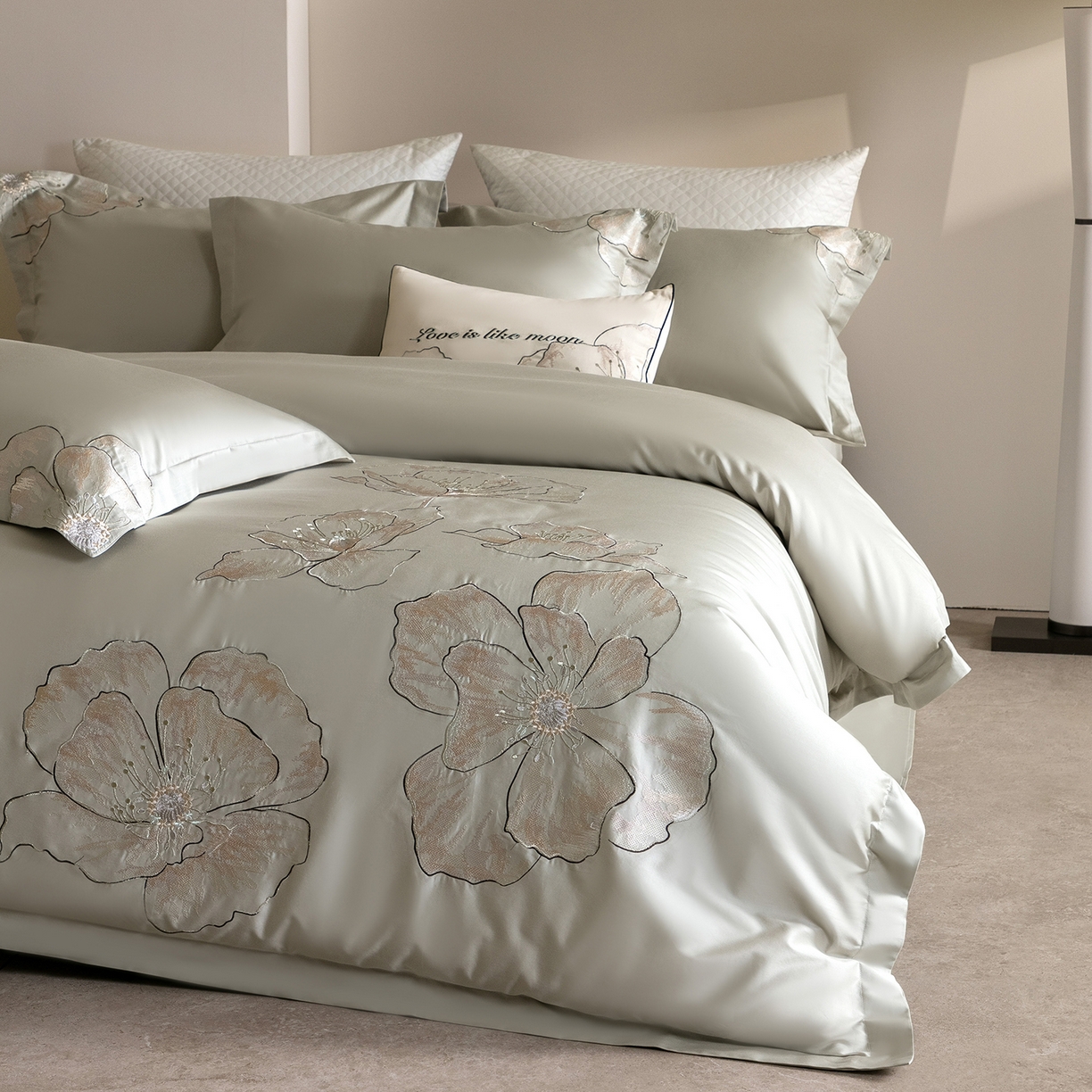 91家纺网 家纺一手货源 找家纺 优悦生活馆 2026新款工艺款全棉新疆长绒棉刺绣四件套-朝露晨风 朝露晨风-绿