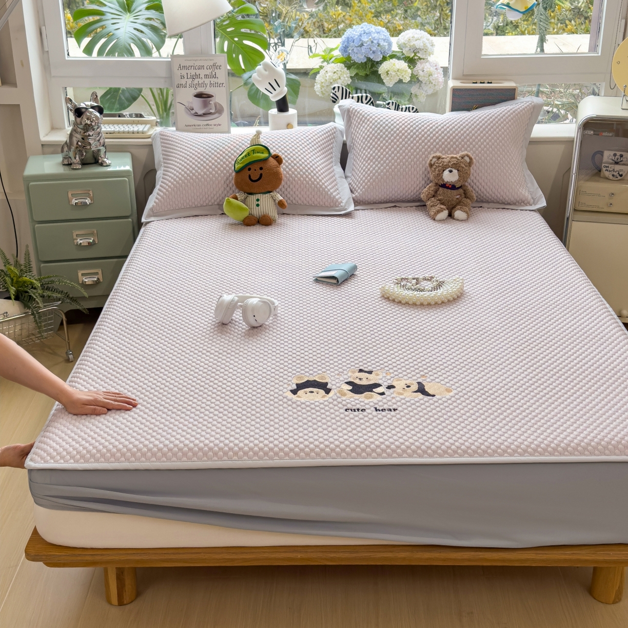 91家纺网 家纺一手货源 找家纺 孩子王家纺 2026新款A类卡通3D冰豆豆凉席三件套凉感值过0.21夏天刺绣冰丝席可机洗儿童 冰晶紫-床笠款